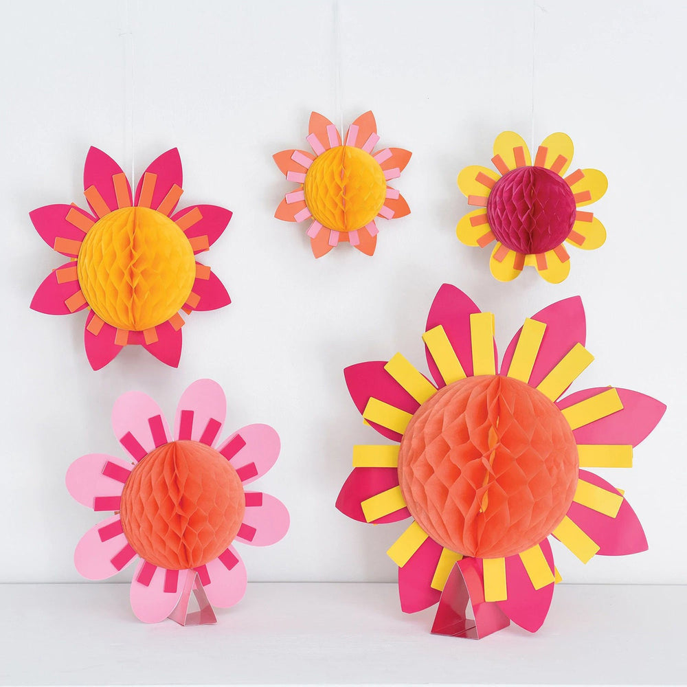 Throwback Summer Honeycomb Décor (5 PACK)